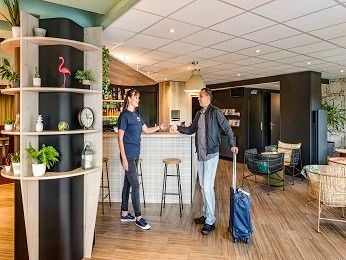 Ibis Styles Broken Hill - Cruises Travel 1