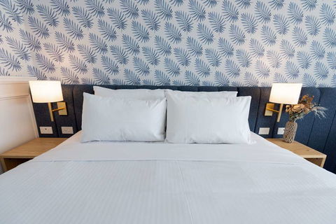 The Beachcomber Hotel & Resort - Travel Agents 2