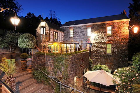 Adeline Bed & Breakfast - Tourism Guide 0