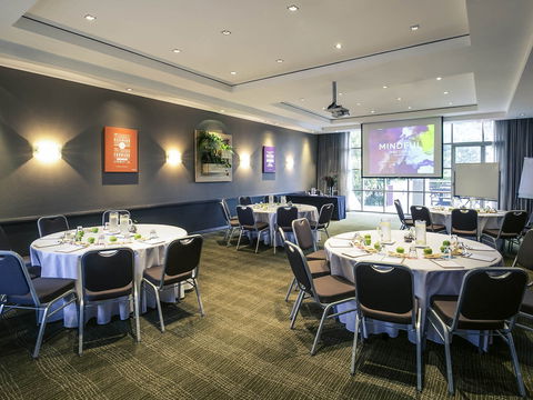 Mercure Hotel Parramatta - Cruises Travel 7