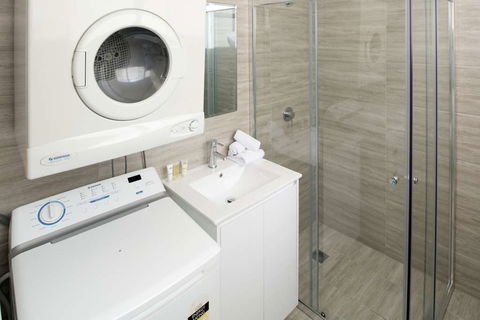 APX Apartments Parramatta - Cruises Travel 7