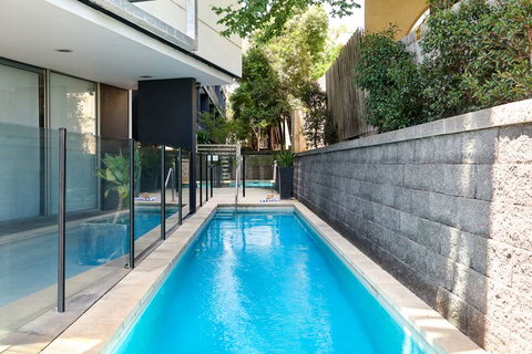 Punthill Knox - Travel Agents 6