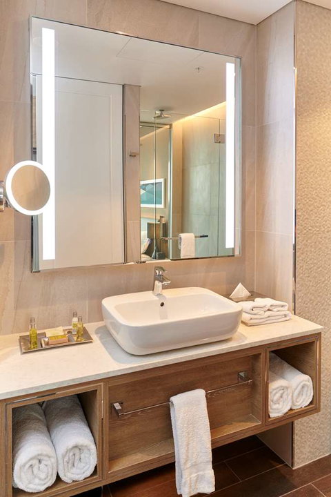DoubleTree by Hilton Perth Northbridge - Tourism Guide 6