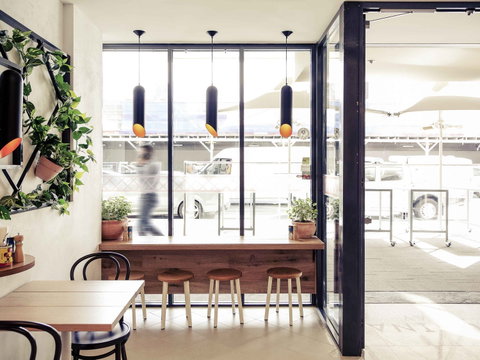 Mercure Hotel Perth - Tourism Guide 12
