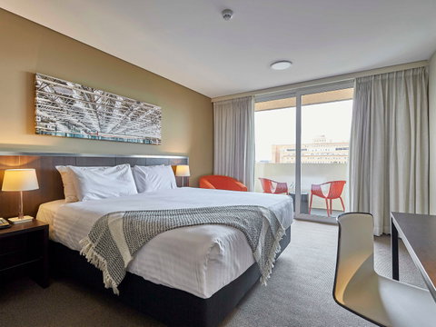 Mercure Perth On Hay - Tourism Guide 3