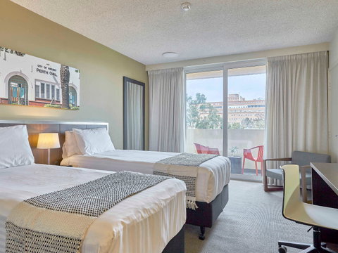 Mercure Perth On Hay - Tourism Guide 4