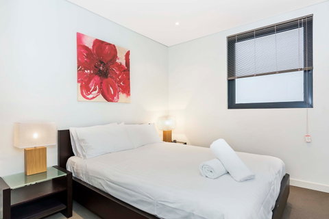 Astra Apartments Perth - Tourism Guide 11