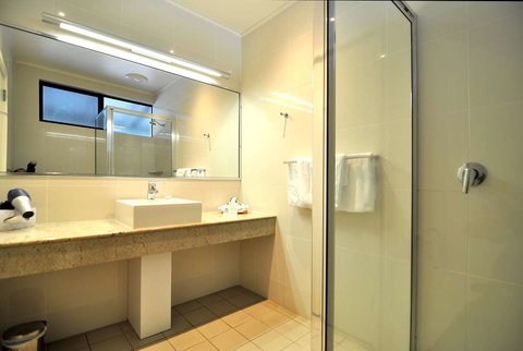 Mission Beach Resort - Travel Agents 1