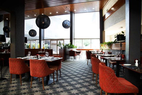 Pavilion On Northbourne - Cruises Travel 13