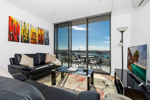 Astra Apartments Newcastle - Tourism Guide 7