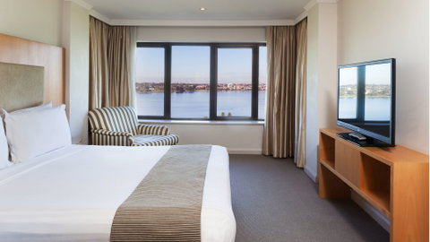 Crowne Plaza Perth - Tourism Guide 14