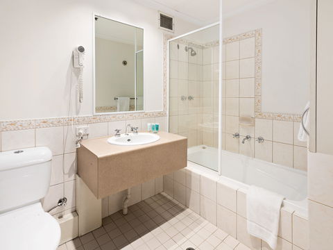 All Suites Perth - Tourism Guide 8