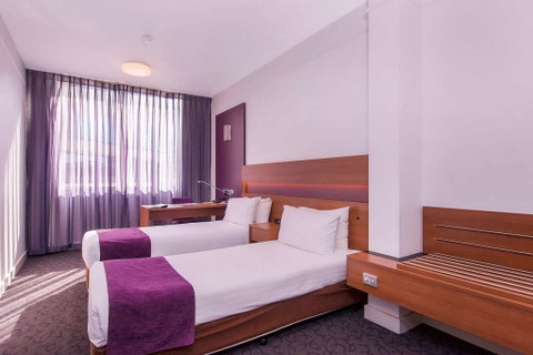 Quality Hotel Ambassador Perth - Tourism Guide 3