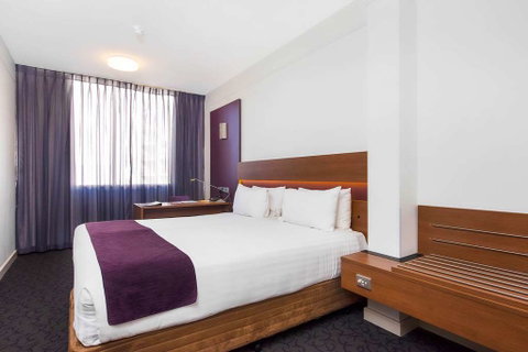 Quality Hotel Ambassador Perth - Tourism Guide 4