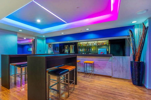 Quality Hotel Ambassador Perth - Tourism Guide 11