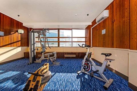 Quality Hotel Ambassador Perth - Tourism Guide 12