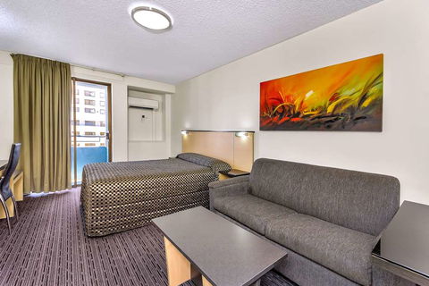 Comfort Inn & Suites Goodearth - Cruises Travel 13
