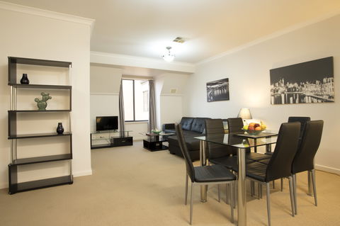 Regal Apartments - Cruises Travel 3