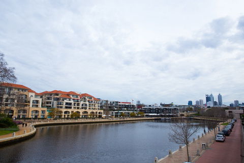Regal Apartments - Cruises Travel 16