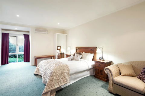 Best Western Crystal Inn - Tourism Guide 9