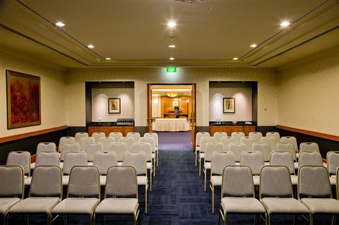 Duxton Hotel - Cruises Travel 10