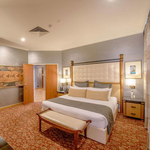 Duxton Hotel - Cruises Travel 14