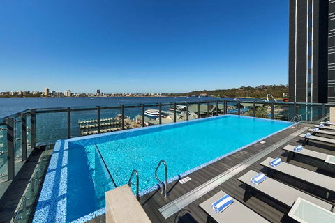 DoubleTree by Hilton Perth Waterfront - Tourism Guide 10