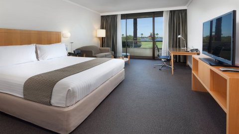 Crowne Plaza Perth - Tourism Guide 5