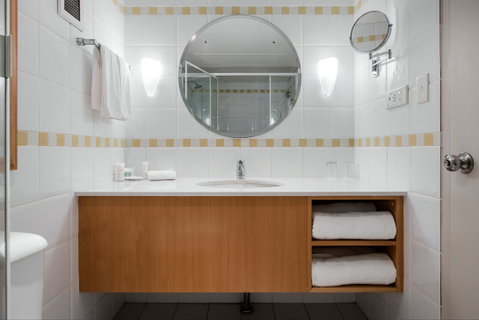 Crowne Plaza Perth - Tourism Guide 6