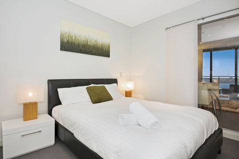 Astra Apartments Perth - Tourism Guide 3