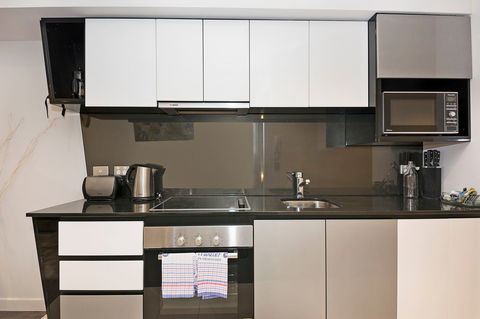 Astra Apartments Perth - Tourism Guide 14