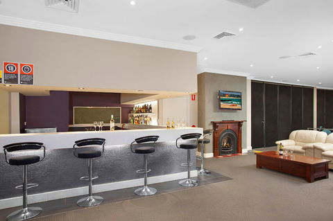 Checkers Resort & Conference Centre - Tourism Guide 1
