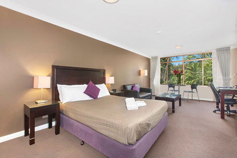 Checkers Resort & Conference Centre - Tourism Guide 2