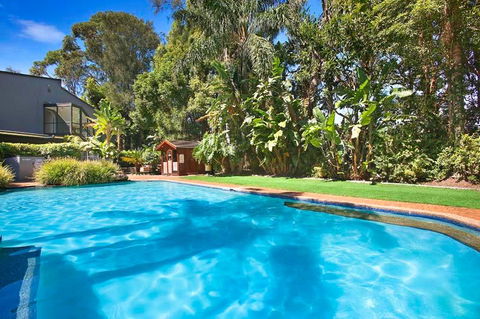 Checkers Resort & Conference Centre - Tourism Guide 3