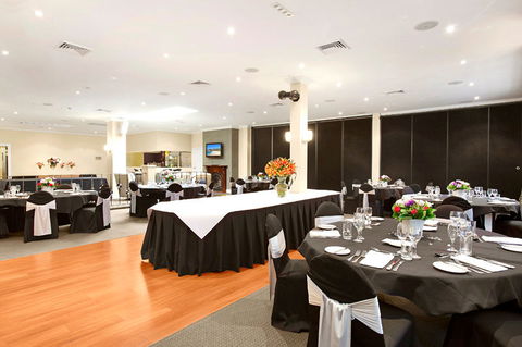 Checkers Resort & Conference Centre - Tourism Guide 5