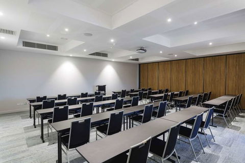 Ingot Hotel Perth, An Ascend Hotel - Cruises Travel 8