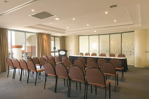 Oaks Calypso Plaza Resort - Tourism Guide 4