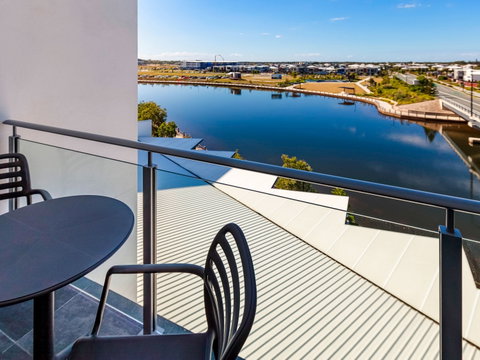 Mercure Sunshine Coast Kawana Waters - Tourism Guide 5