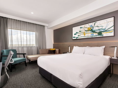 Mercure Sunshine Coast Kawana Waters - Tourism Guide 9