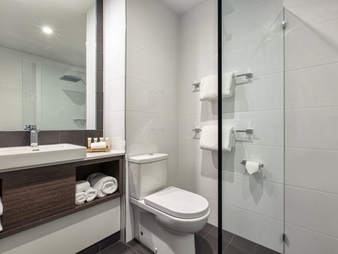 Mercure Sunshine Coast Kawana Waters - Tourism Guide 11