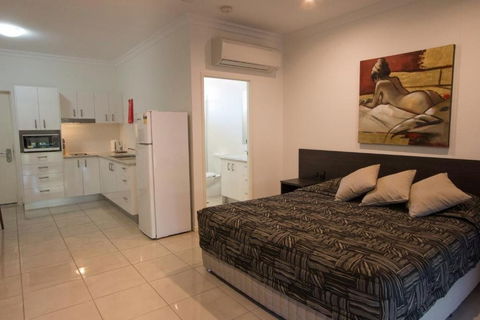 Western Gateway Motel - Cruises Travel 6