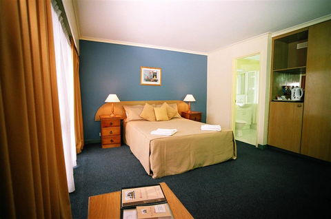 Mount Ommaney Hotel Apartments - Tourism Guide 2
