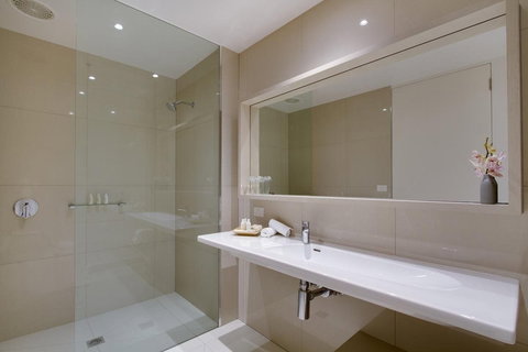 Quarters At Flinders Hotel - Tourism Guide 2