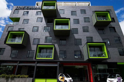 The Cullen Melbourne - Art Series - Travel Agents 1