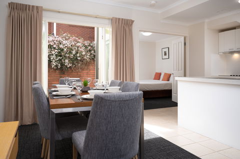 Aligned Corporate Residences Kew - Tourism Guide 2