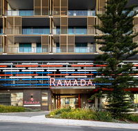 Ramada VetroBlu Scarborough Beach - Cruises Travel