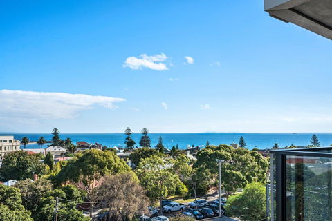 Anchorage Apartments Hampton - Tourism Guide 1