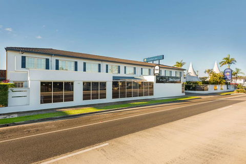 Comfort Inn All Seasons - Cruises Travel 0