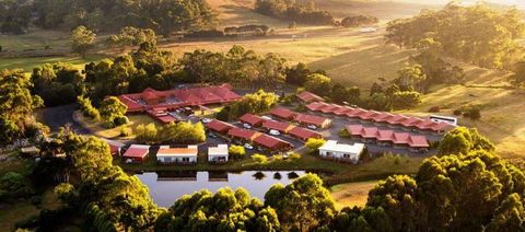 Tall Timbers - Travel Agents 0