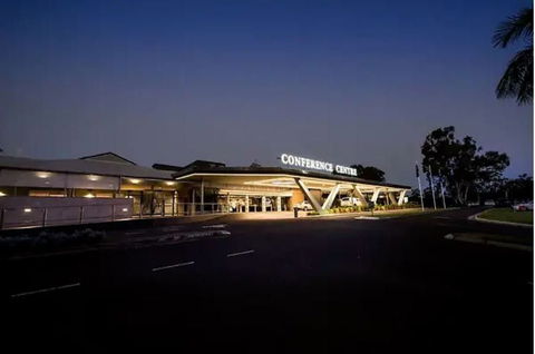 Alexandra Hills Hotel - Tourism Guide 1